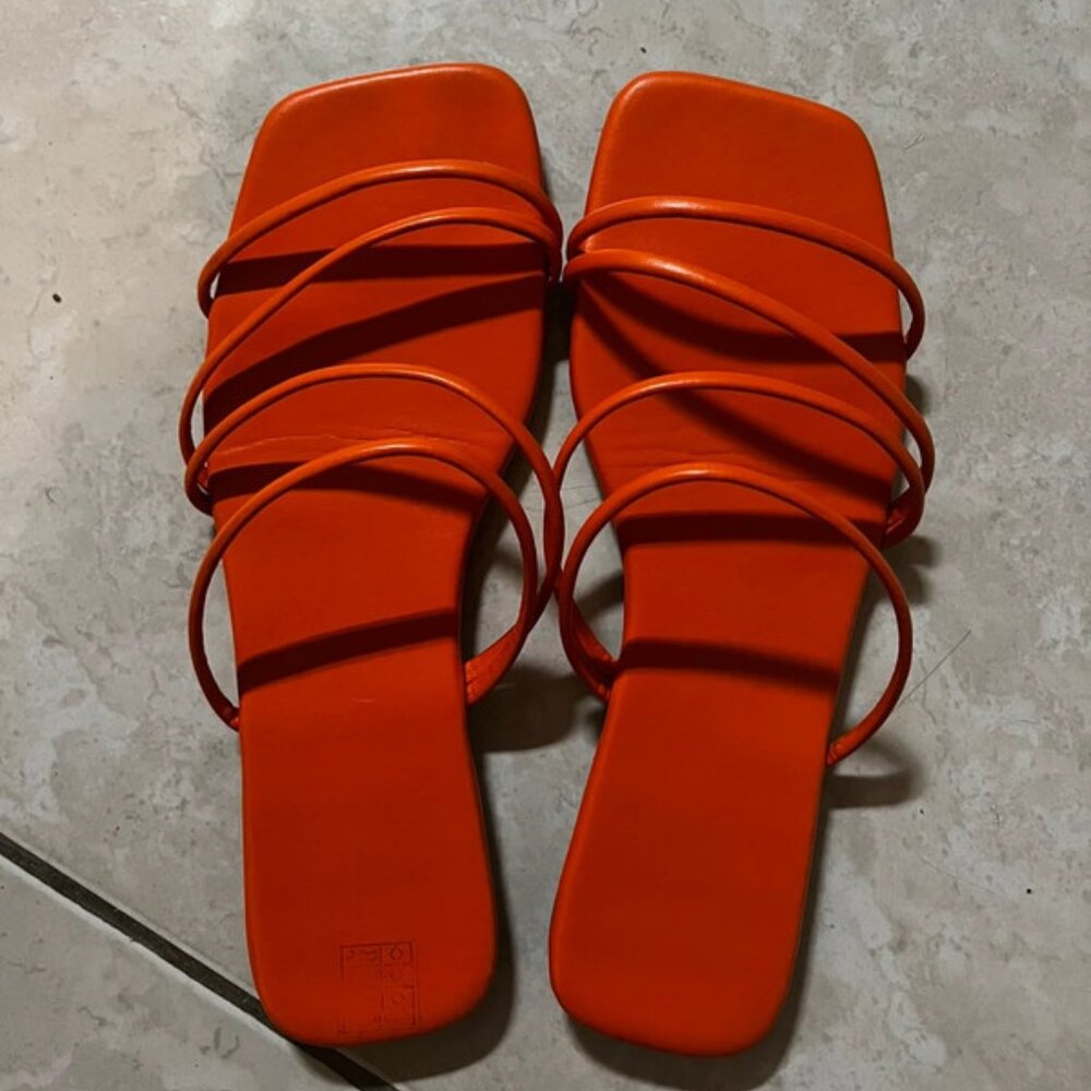 slippers